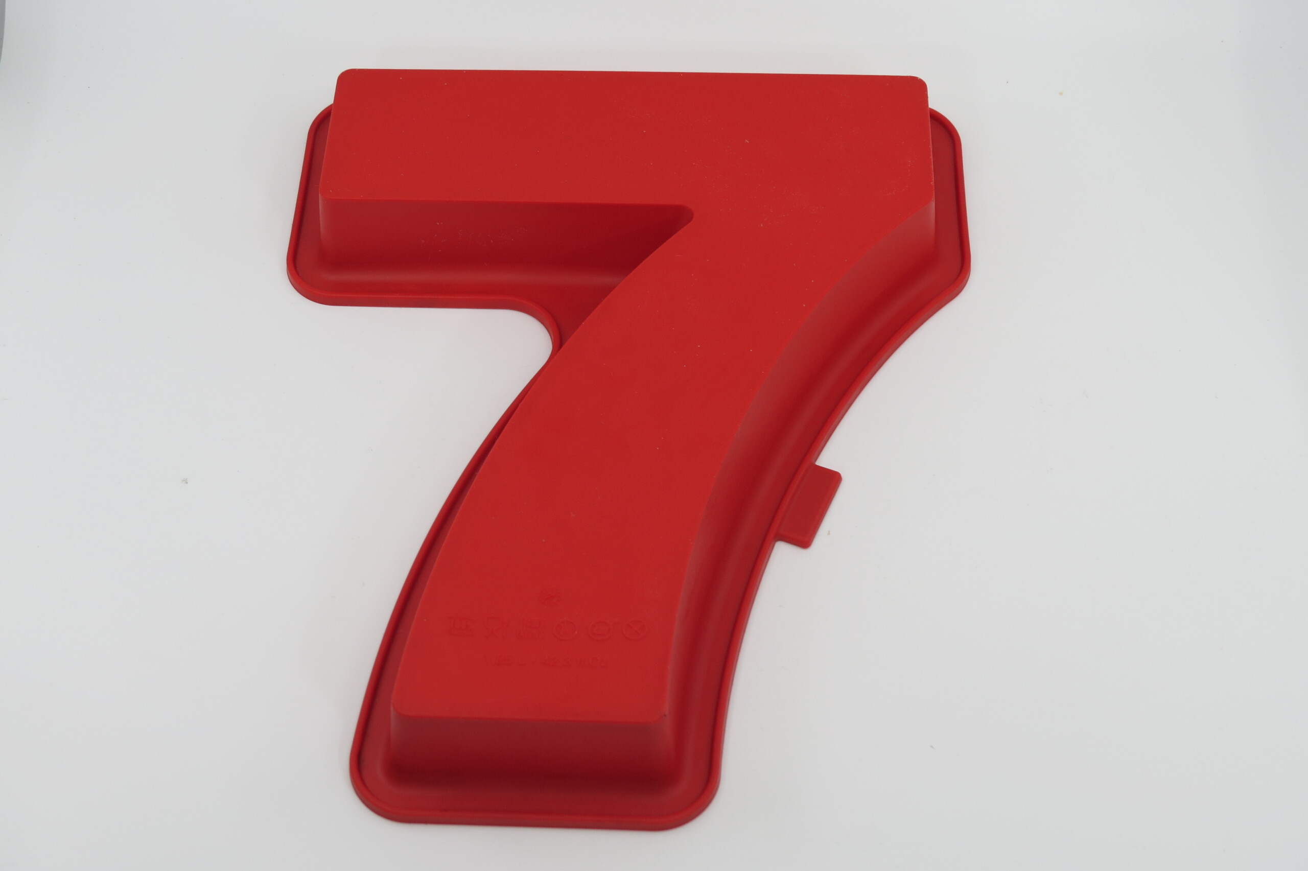 Backform Zahl 7