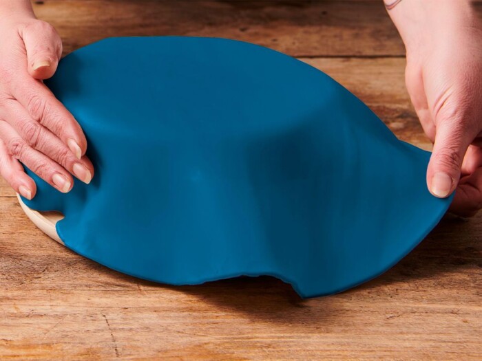 Ausgerollte Fondantdecke FunCakes Denim Blau 430g